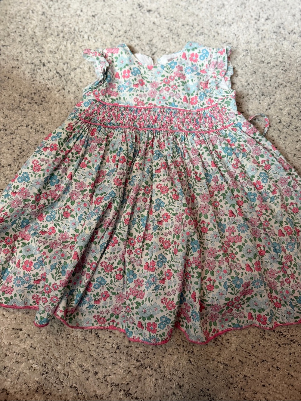 FLEURISSE Girls Floral Smocked Dress - Pink Blue white size 2